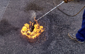 Ifield Green flat roofing repairs